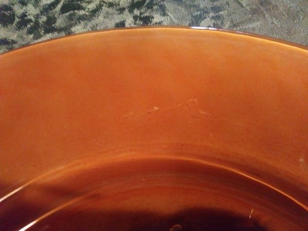 Großer Dekoteller in orange aus Glas