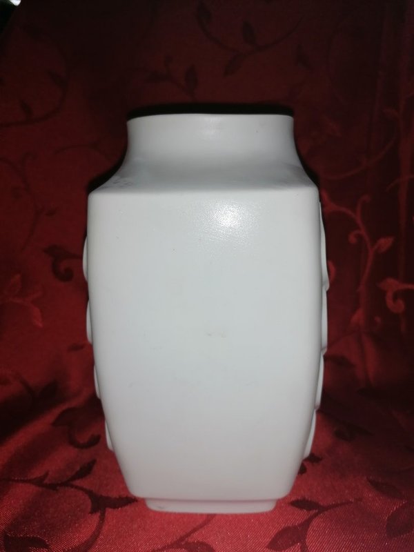 AK Kaiser Vase aus Bisquitporzellan